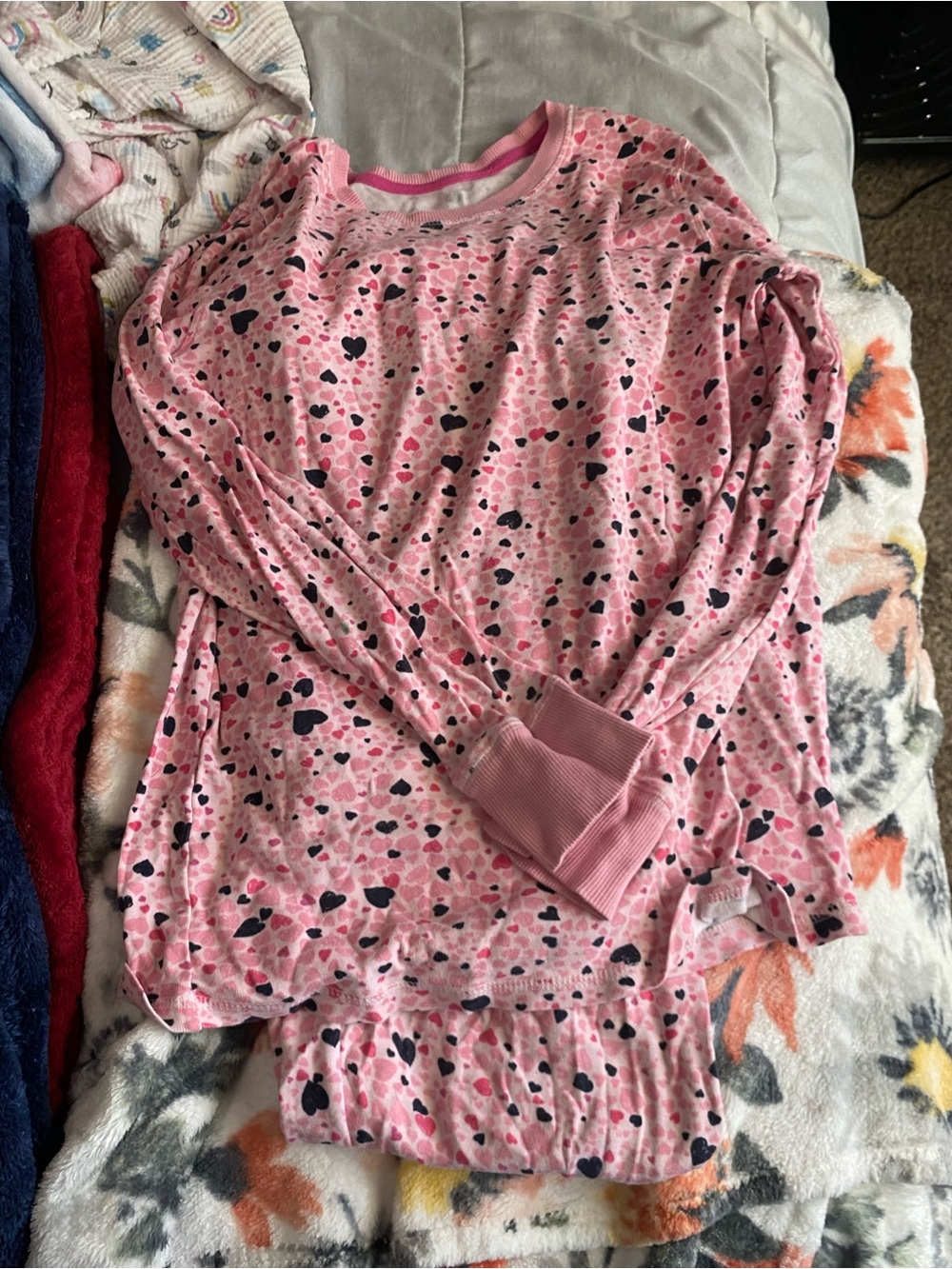 Vera Bradley  Pink Heart-Print Long Sleeve Pajama Set